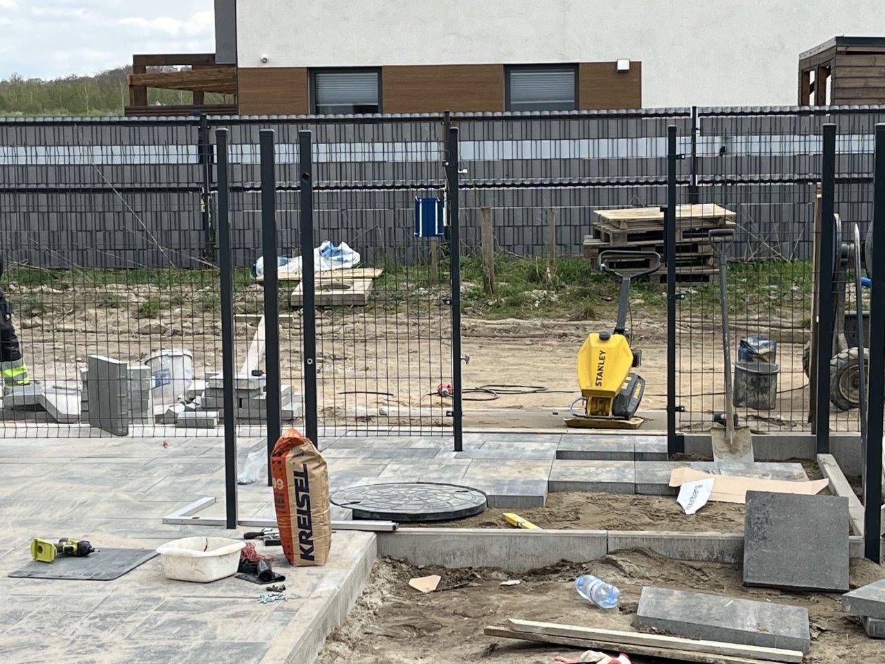 Brama panelowa, studnia Deszczowa - ROMBUD - Zdjęcie 24